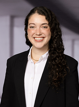 Lucia Canton Portrait